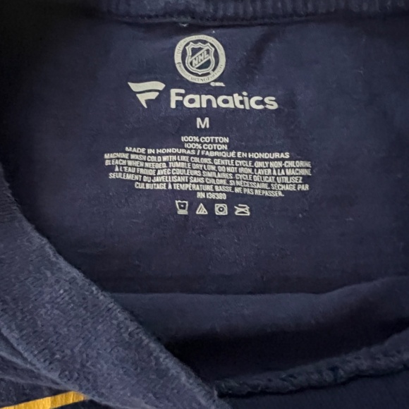 Nashville Predators Medium Long Sleeve T-Shirt - Picture 4 of 4